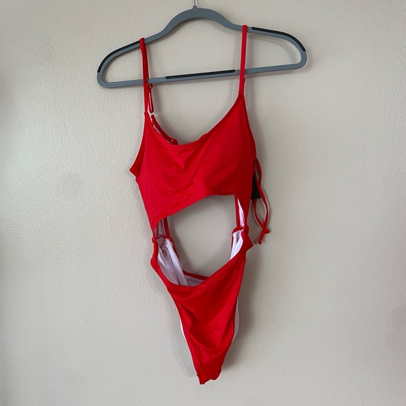 BRAND NEW Meyeeka Bathing Suit - Picture 2 of 8